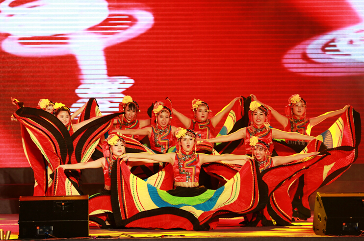 日化公司團隊表演