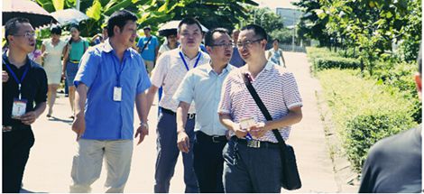 成都彩虹集團(tuán)各分子公司工作交流會舉行