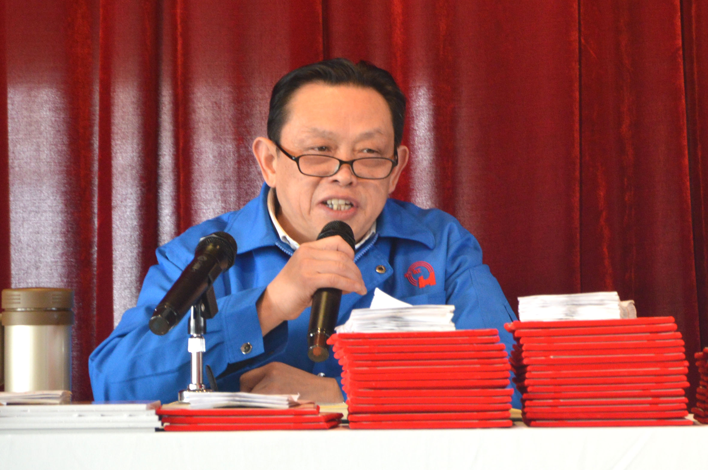 成都彩虹集團召開2014年度工作總結及表彰大會，劉榮富董事長講話