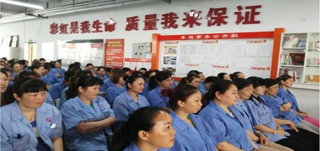 市職大請“勞?！钡匠啥疾屎缂瘓F(tuán)車間分享社會主義核心價(jià)值觀