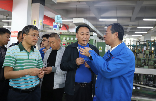 天津市寶坻區(qū)政協(xié)領(lǐng)導蒞臨成都彩虹集團參觀調(diào)研
