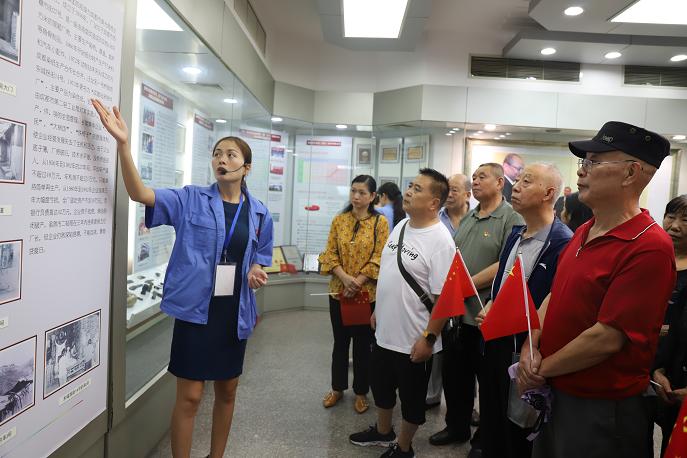 成都彩虹集團2019質(zhì)量開放日科普活動