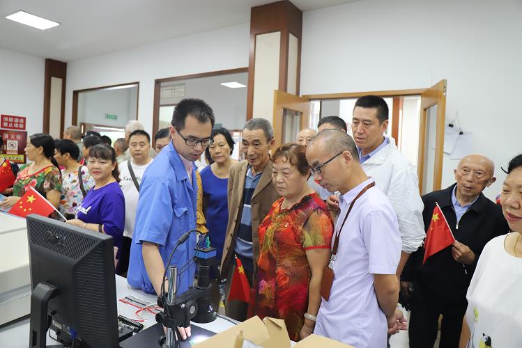 成都彩虹集團2019質(zhì)量開放日科普活動